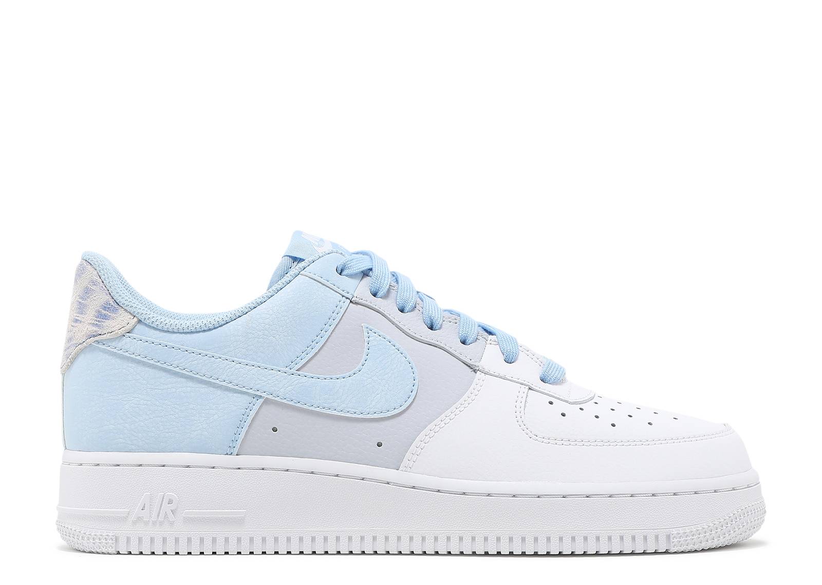 Air Force 1 '07 LV8 'Psychic Blue'