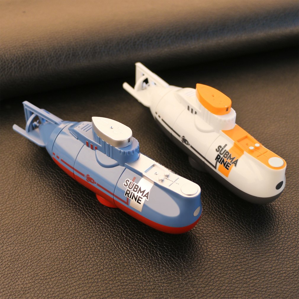 Mini RC Submarine 0.1m/s Speed Remote Control Boat Waterproof Diving Toy Simulation Model Gift for Kids Boys Girls New Year Gift